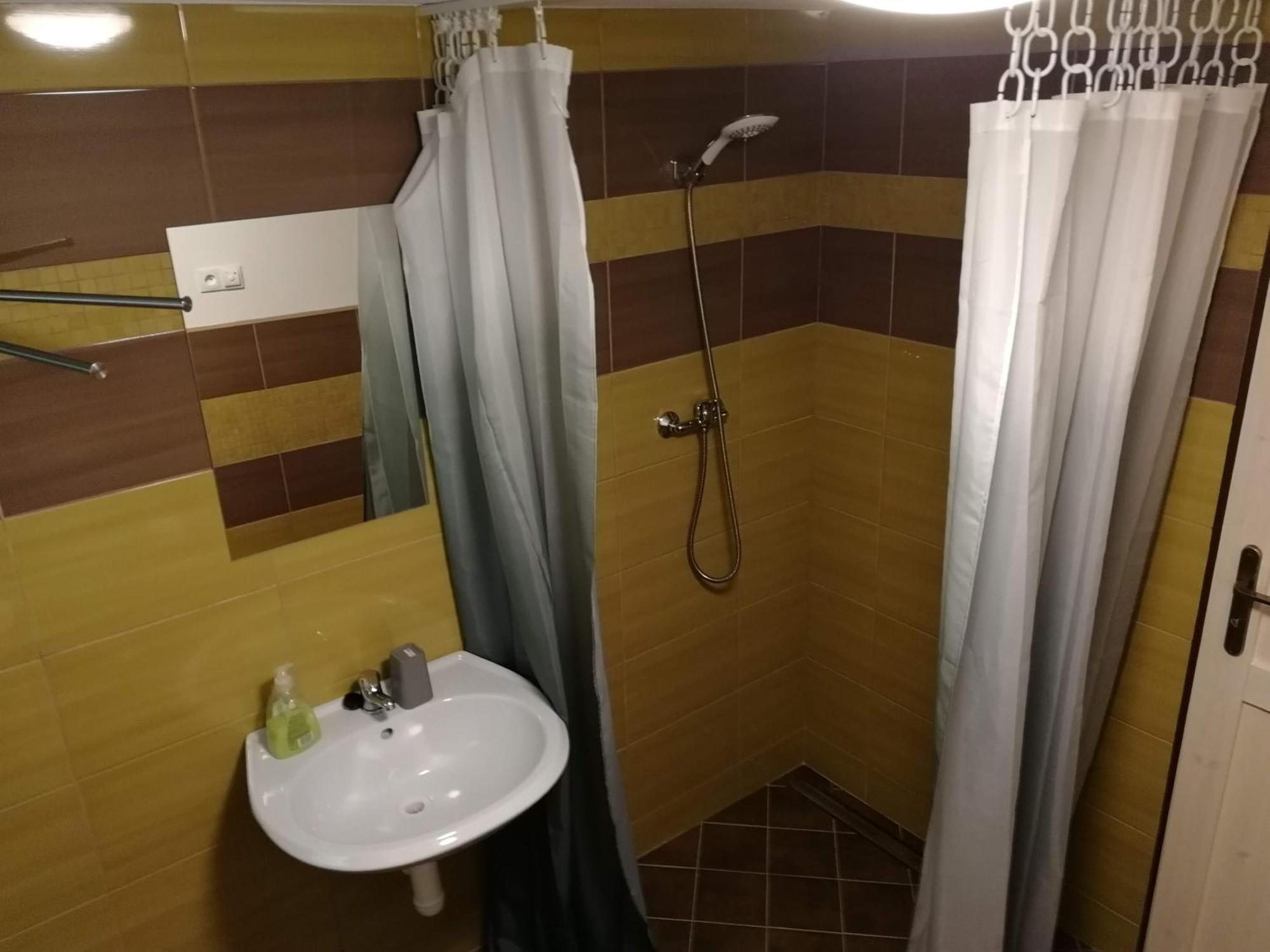Apartman Zebra 鲁容贝罗克 外观 照片