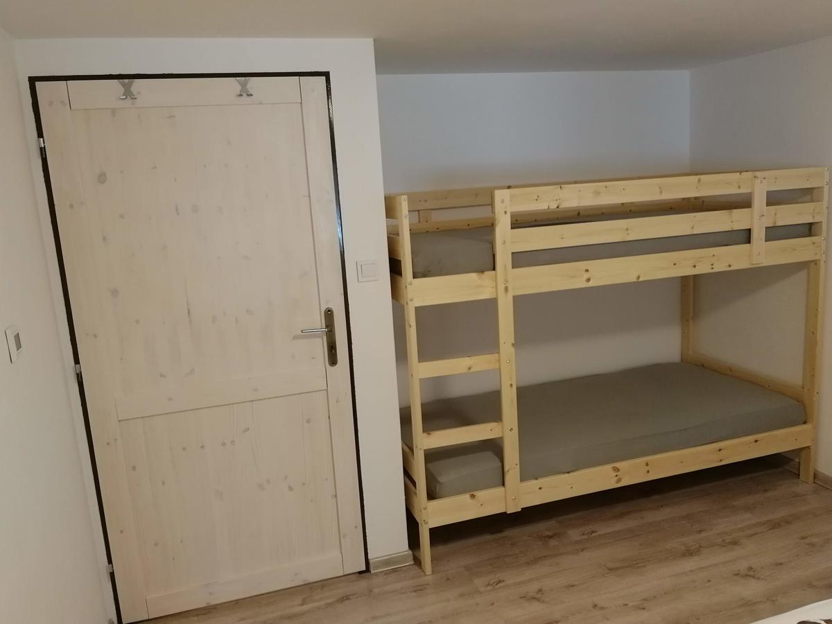 Apartman Zebra 鲁容贝罗克 外观 照片